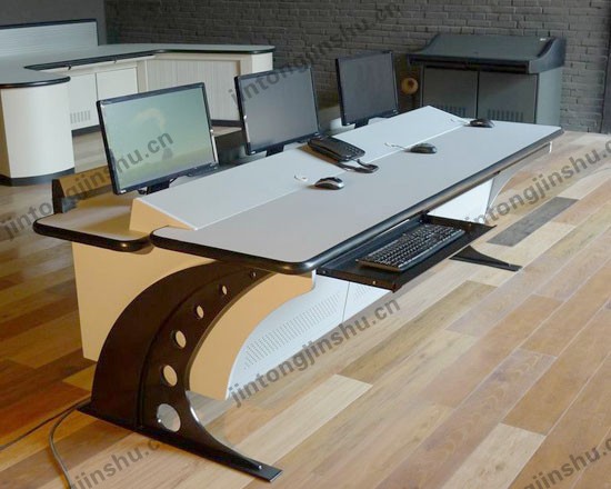 點(diǎn)擊查看商品:操作臺(tái)-關(guān)注人氣587次